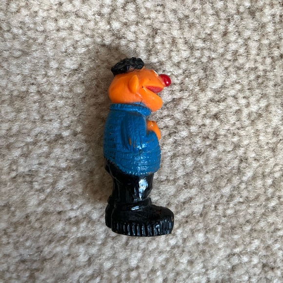 Vintage Sesame Street Ernie Action Figure - Picture 4 of 7